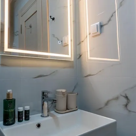 Stan Na Dan Maison No23 Подгорица